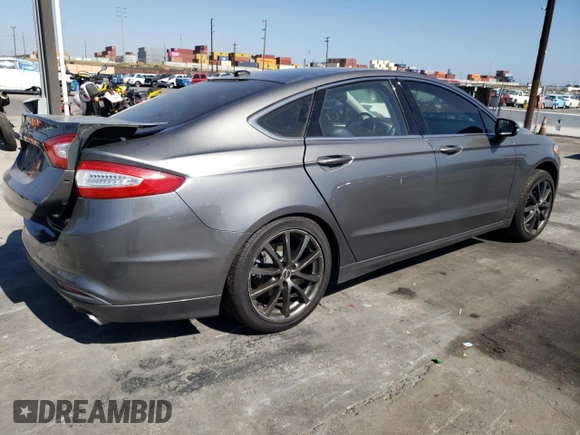 2013 Ford Fusion SE Hybrid z VIN 3FA6P0LUXDR362711, wystawiony jako Copart lot #57060425 z przebiegiem 155 031 mil mil oraz Szkoda całkowita • Salvage title. Historia ofert i sprzedaży dostępna na DreamBid. Obrazek 3.