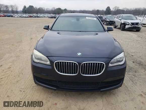 2013 BMW 7 Series 740Li with VIN WBAYE4C52DD136774, listed as a Copart auction lot 44769695 with 199,964 mi miles and Clean title. Bid and sale history available at DreamBid. Image 5.