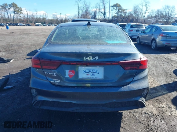 2022 Kia Forte LXS with VIN 3KPF24AD9NE498324, listed as a IAAI auction lot 41656873 with 53,604 mi miles. Bid and sale history available at carsss.com. Image 17.