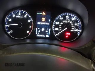 2018 Mitsubishi Outlander ES z VIN JA4AD2A30JZ011486, wystawiony jako IAAI lot #41247304 z przebiegiem 118 248 mil mil oraz . Historia ofert i sprzedaży dostępna na DreamBid. Obrazek 7.