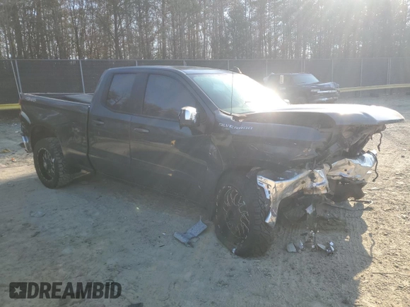 2020 Chevrolet Silverado 1500 LT with VIN 1GCVYDED8LZ240396, listed as a Copart auction lot 46562905 with 0 mi miles and Salvage Title. Bid and sale history available at carsss.com. Image 4.
