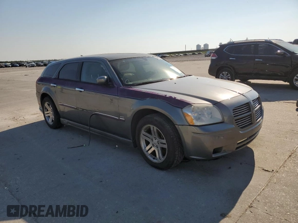 2005 Dodge Magnum R/T with VIN 2D4GZ58255H579306, listed as a Copart auction lot 74365564 with 130,426 mi miles and Salvage Title. Bid and sale history available at DreamBid. Image 4.