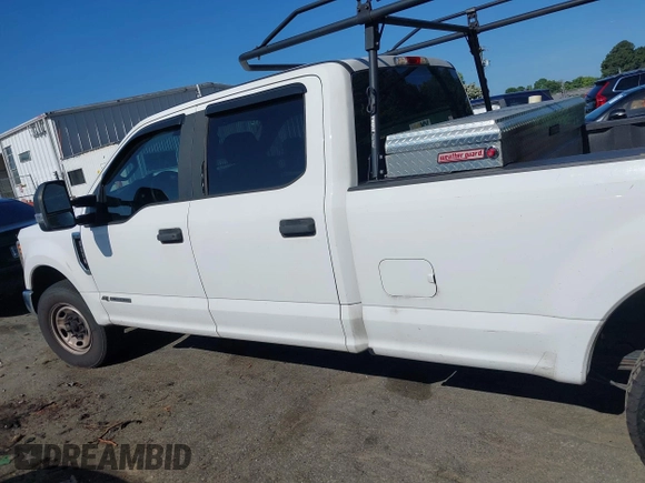 2019 Ford F-250 XL with VIN 1FT7W2AT1KEG30861, listed as a IAAI auction lot 42451080 with 293,693 mi miles and . Bid and sale history available at DreamBid. Image 14.