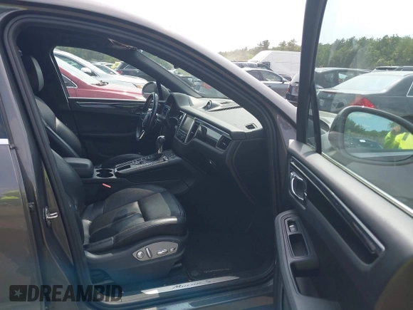 2015 Porsche Macan S with VIN WP1AB2A52FLB41503, listed as a IAAI auction lot 42378194 with 112,507 mi miles and . Bid and sale history available at DreamBid. Image 5.