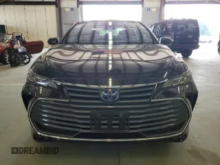 2020 Toyota Avalon Hybrid XLE z VIN 4T1A21FB3LU013217, wystawiony jako Copart lot #59955515 z przebiegiem 302 338 mil mil oraz Czysty tytuł • Clean title. Historia ofert i sprzedaży dostępna na DreamBid. Obrazek 5.