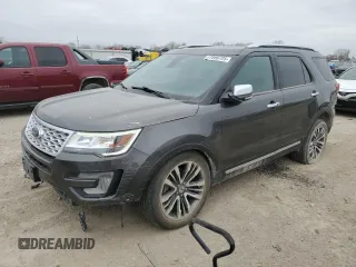2017 Ford Explorer Platinum z VIN 1FM5K8HT9HGD17867, wystawiony jako Copart lot #47890725 z przebiegiem 89 288 mil mil oraz Szkoda całkowita • Salvage title. Historia ofert i sprzedaży dostępna na DreamBid. Obrazek 1.