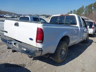 2001 Ford Super Duty F-250 XL with VIN 1FTNX20F91EB78284, listed as a IAAI auction lot 41480709 with 360,885 mi miles. Bid and sale history available at carsss.com. Image 4.