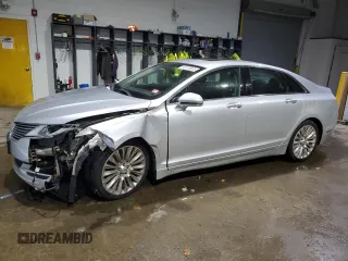 2013 Lincoln MKZ with VIN 3LN6L2J98DR817258, listed as a Copart auction lot 42723025 with 100,778 mi miles and Salvage Title. Bid and sale history available at carsss.com. Image 1.