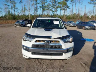 2015 Toyota 4Runner Limited with VIN JTEBU5JR8F5266428, listed as a IAAI auction lot 41239709 with 113,250 mi miles. Bid and sale history available at carsss.com. Image 12.
