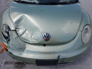2008 Volkswagen New Beetle Coupe S with VIN 3VWRW31C38M501082, listed as a Copart auction lot 71196154 with 144,974 mi miles and Salvage Title. Bid and sale history available at carsss.com. Image 12.