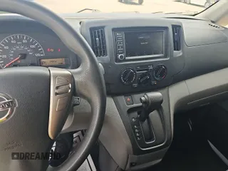 2021 Nissan NV200 SV с VIN 3N6CM0KN2MK703122, выставлен на аукционе IAAI как лот 42849703 с пробегом 86 609 миль миль и . История ставок и продаж доступна на DreamBid. Изображение 16.