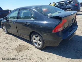 2007 Honda Civic Sdn EX with VIN 1HGFA16857L134510, listed as a IAAI auction lot 41887567 with 88,000 mi miles. Bid and sale history available at carsss.com. Image 3.
