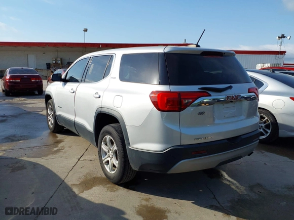 2017 GMC Acadia SLE with VIN 1GKKNKLA0HZ251705, listed as a IAAI auction lot 42022739 with 141,965 mi miles. Bid and sale history available at carsss.com. Image 3.