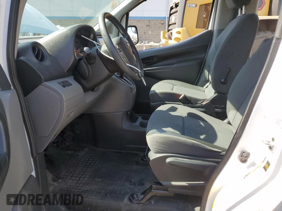 2018 Nissan NV200 SV z VIN 3N6CM0KN0JK704636, wystawiony jako Copart lot #46660035 z przebiegiem 49 707 mil mil oraz Szkoda całkowita • Salvage title. Historia ofert i sprzedaży dostępna na DreamBid. Obrazek 7.