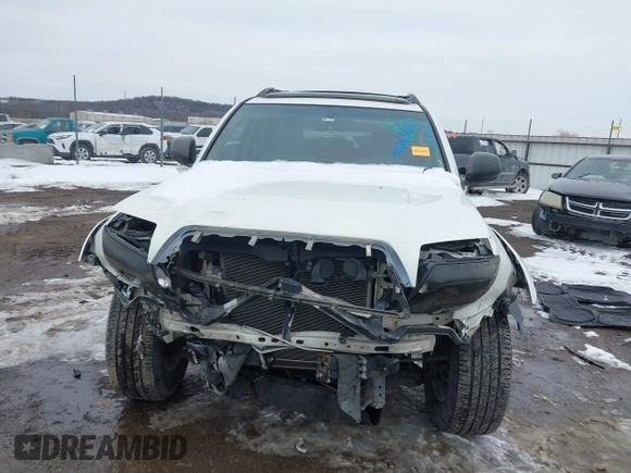2008 Toyota 4Runner SR5 with VIN JTEZU14R58K015907, listed as a IAAI auction lot 41626302 with 249,278 mi miles. Bid and sale history available at carsss.com. Image 13.