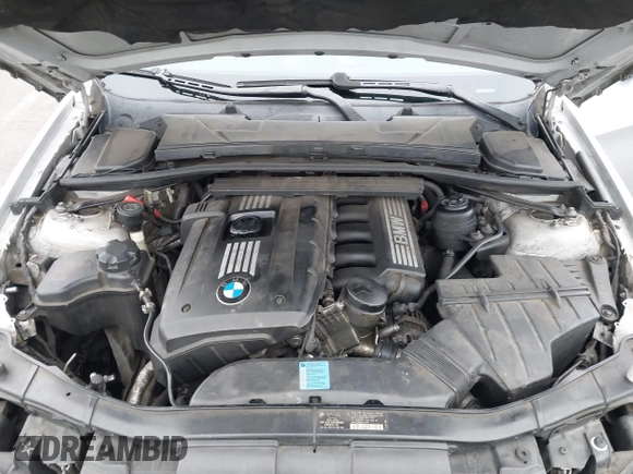 2008 BMW 3 Series 328xi with VIN WBAVC93508K037619, listed as a IAAI auction lot 42455209 with 166,971 mi miles and . Bid and sale history available at DreamBid. Image 10.