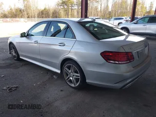 2014 Mercedes-Benz E 350 Sport z VIN WDDHF5KB2EA831973, wystawiony jako IAAI lot #41748637 z przebiegiem 153 481 mil mil oraz . Historia ofert i sprzedaży dostępna na DreamBid. Obrazek 3.