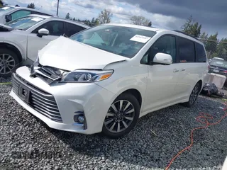 2018 Toyota Sienna XLE with VIN 5TDDZ3DC6JS199051, listed as a IAAI auction lot 41945587 with 58,818 mi miles and . Bid and sale history available at DreamBid. Image 2.