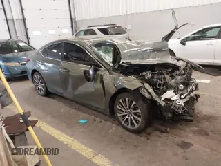 2021 Lexus ES with VIN 58AD11D19MU004509, listed as a IAAI auction lot 41626837 with 1 mi miles. Bid and sale history available at carsss.com. Image 1.