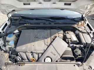 2011 Volkswagen Jetta SE with VIN 3VWDZ7AJXBM374152, listed as a Copart auction lot 60726265 with 133,161 mi miles and Salvage title. Bid and sale history available at DreamBid. Image 11.