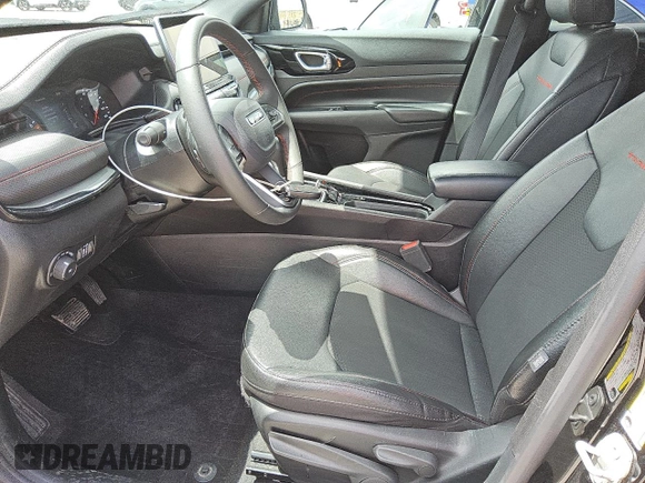 2024 Jeep Compass Trailhawk с VIN 3C4NJDDNXRT137107, выставлен на аукционе Copart как лот 62807515 с пробегом 29 695 миль миль и Чистый • Clean title. История ставок и продаж доступна на DreamBid. Изображение 7.