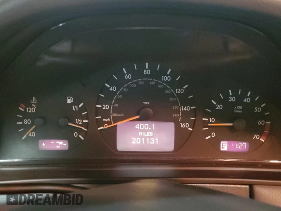 2002 Mercedes-Benz E 320 with VIN WDBJF65J52B497463, listed as a Copart auction lot 82372014 with 201,131 mi miles and Salvage Title. Bid and sale history available at DreamBid. Image 9.