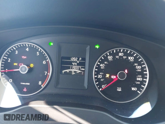 2013 Volkswagen Jetta SE с VIN 3VWDX7AJ3DM422020, выставлен на аукционе IAAI как лот 41284713 с пробегом 119 007 миль миль и . История ставок и продаж доступна на DreamBid. Изображение 7.