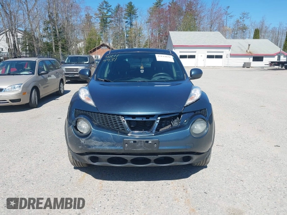 2013 Nissan Juke S with VIN JN8AF5MR2DT220192, listed as a IAAI auction lot 42114431 with 200,651 mi miles. Bid and sale history available at carsss.com. Image 13.