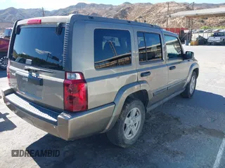 2006 Jeep Commander z VIN 1J8HG48N26C104740, wystawiony jako IAAI lot #42813918 z przebiegiem 182 464 mil mil oraz . Historia ofert i sprzedaży dostępna na DreamBid. Obrazek 4.