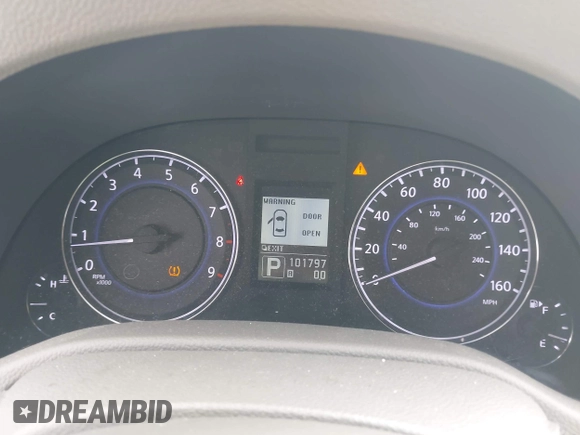 2011 Infiniti G25 with VIN JN1DV6AP1BM600039, listed as a IAAI auction lot 42689063 with 101,797 mi miles and . Bid and sale history available at DreamBid. Image 7.