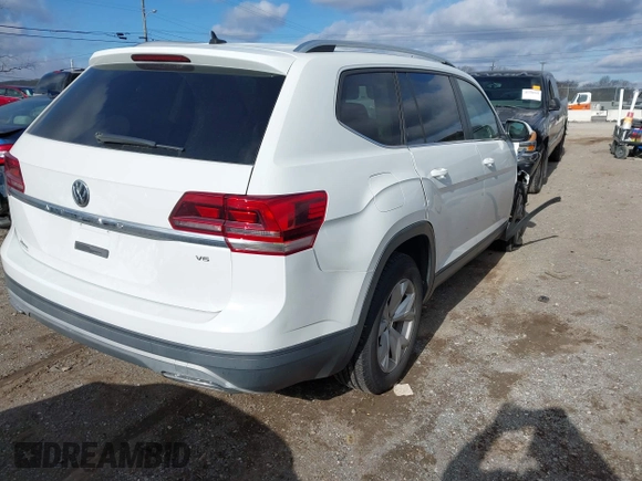 2018 Volkswagen Atlas Launch Edition with VIN 1V2BR2CA5JC513354, listed as a IAAI auction lot 41205605 with 99,793 mi miles and . Bid and sale history available at DreamBid. Image 4.
