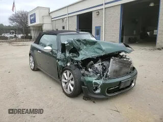 2011 MINI Convertible с VIN WMWZN3C5XBTZ89537, выставлен на аукционе Copart как лот 44161315 с пробегом Не указан миль и Чистый • Clean title. История ставок и продаж доступна на DreamBid. Изображение 10.