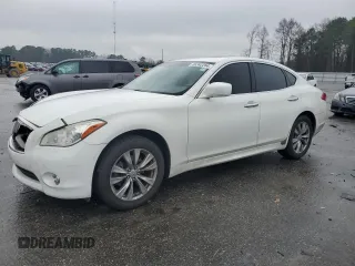 2011 Infiniti M37 with VIN JN1BY1AR0BM377303, listed as a Copart auction lot 86342264 with 131,984 mi miles and Salvage Title. Bid and sale history available at carsss.com. Image 1.