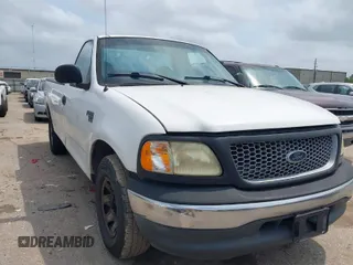 2002 Ford F-150 XL z VIN 1FTPF17L22NA33980, wystawiony jako IAAI lot #41968252 z przebiegiem Nie podano mil oraz . Historia ofert i sprzedaży dostępna na DreamBid. Obrazek 1.