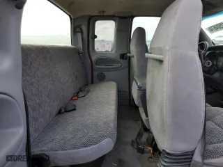 2000 Dodge Ram 1500 with VIN 3B7HF13Z4YG125687, listed as a Copart auction lot 42504674 with 125,178 mi miles and Salvage Title. Bid and sale history available at carsss.com. Image 10.