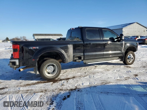 2023 Ford F-350 with VIN 1FT8W3DNXPED56896, listed as a Copart auction lot 84496734 with 21,367 mi miles and Clean title. Bid and sale history available at DreamBid. Image 3.