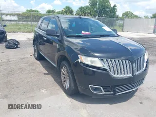 2011 Lincoln MKX z VIN 2LMDJ6JK5BBJ11856, wystawiony jako IAAI lot #42482364 z przebiegiem Nie podano mil oraz . Historia ofert i sprzedaży dostępna na DreamBid. Obrazek 1.