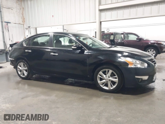2013 Nissan Altima SV with VIN 1N4AL3AP3DN565964, listed as a IAAI auction lot 42519726 with 90,480 mi miles and . Bid and sale history available at DreamBid. Image 14.
