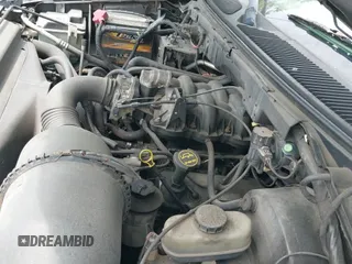 2003 Ford F-150 XL с VIN 1FTRF17293NB16288, выставлен на аукционе IAAI как лот 42446891 с пробегом 123 605 миль миль и . История ставок и продаж доступна на DreamBid. Изображение 15.