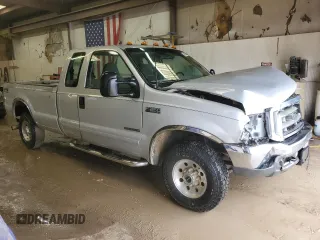 2001 Ford Super Duty F-250 XL with VIN 1FTNX21FX1EA66723, listed as a Copart auction lot 55885984 with 314,822 mi miles and Clean Title. Bid and sale history available at carsss.com. Image 4.