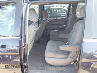 2008 Honda Odyssey EX with VIN 5FNRL38478B078862, listed as a IAAI auction lot 40090252 with 184,583 mi miles. Bid and sale history available at carsss.com. Image 8.