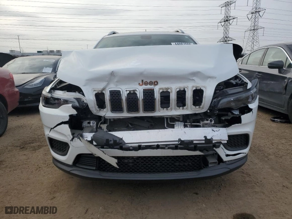 2020 Jeep Cherokee Latitude with VIN 1C4PJLCB3LD648519, listed as a Copart auction lot 44007005 with 55,729 mi miles and Salvage Title. Bid and sale history available at carsss.com. Image 5.