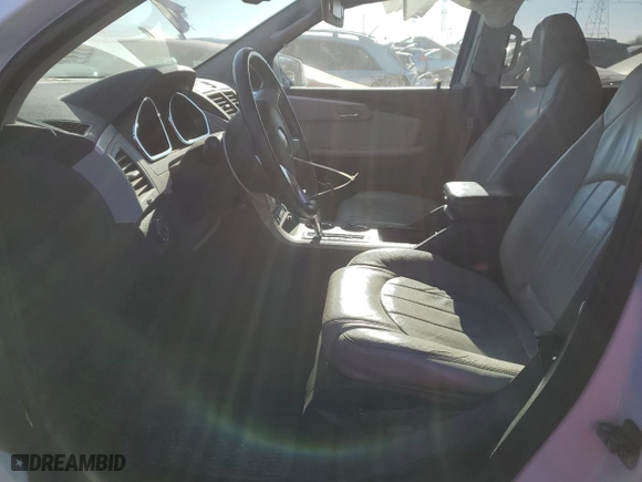 2009 Chevrolet Traverse LTZ with VIN 1GNEV33D89S180568, listed as a Copart auction lot 89257875 with 116,940 mi miles and Salvage Title. Bid and sale history available at carsss.com. Image 7.