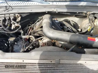 2008 Ford Super Duty F-250 SRW XL with VIN 1FTNX20528EB93338, listed as a IAAI auction lot 41801499 with 232,046 mi miles. Bid and sale history available at carsss.com. Image 10.