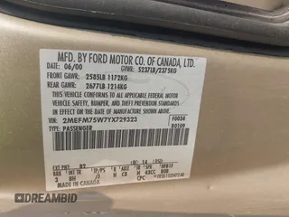 2000 Mercury Grand Marquis LS z VIN 2MEFM75W7YX729323, wystawiony jako IAAI lot #42475457 z przebiegiem 148 910 mil mil oraz . Historia ofert i sprzedaży dostępna na DreamBid. Obrazek 9.