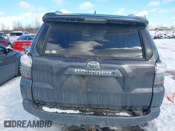 2018 Toyota 4Runner SR5 with VIN JTEBU5JR6J5536801, listed as a IAAI auction lot 41674894 with 136,859 mi miles and . Bid and sale history available at DreamBid. Image 17.