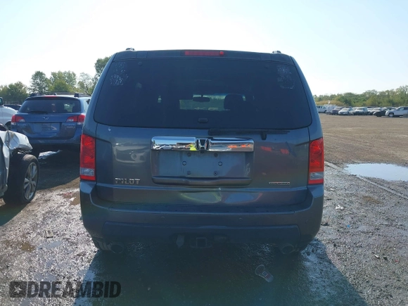 2010 Honda Pilot Touring with VIN 5FNYF3H87AB006023, listed as a IAAI auction lot 40310546 with 135,482 mi miles and . Bid and sale history available at carsss.com. Image 16.