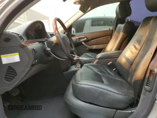 2006 Mercedes-Benz S 500 z VIN WDBNG75JX6A481081, wystawiony jako Copart lot #88057695 z przebiegiem 87 876 mil mil oraz Tytuł czysty. Historia ofert i sprzedaży dostępna na DreamBid. Obrazek 7.