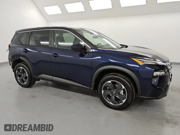 2025 Nissan Rogue SV with VIN 5N1BT3BA4SC825642, listed as a Copart auction lot 55176605 with 2,002 mi miles and Clean Title. Bid and sale history available at DreamBid. Image 4.