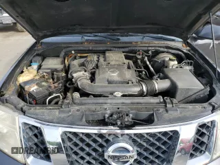 2012 Nissan Pathfinder SV z VIN 5N1AR1NB9CC627434, wystawiony jako Copart lot #55052015 z przebiegiem 250 030 mil mil oraz Szkoda całkowita • Salvage title. Historia ofert i sprzedaży dostępna na DreamBid. Obrazek 12.